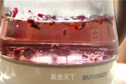 Make A rose drink from Lord Luo step 3