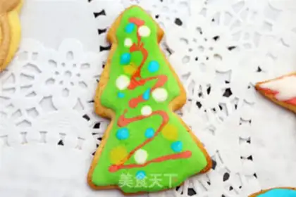 Make Christmas frosting cookies step 16