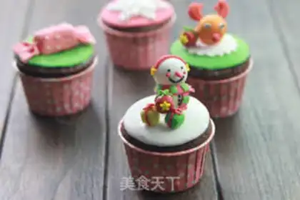 Make ♪ Christmas ♪ ♪ The sweet cupcakes ♪ step 26