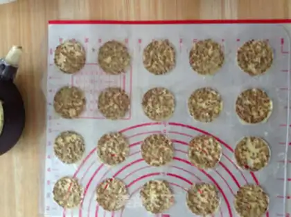 Make A linen seed wafer step 5
