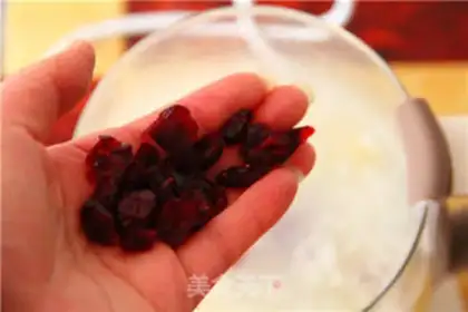 Make Cranberry silver ear step 5