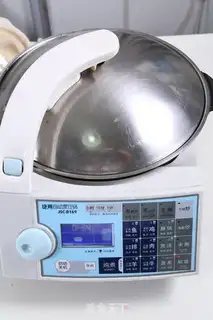 Make Hands on rice step 2