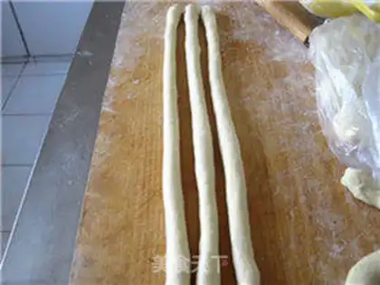 Make Christmas Ring step 5