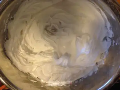 Make Christmas gingerbread house step 16
