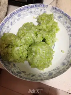 Make Pork dumplings step 1