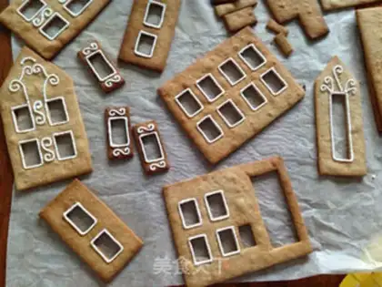 Make Christmas gingerbread house step 18