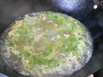 Make Plum cucumber egg soup step 4