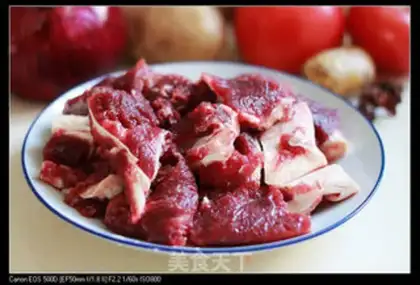 Make Tomato oxen step 0