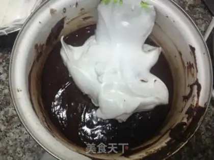 Make Chocolate Christmas cake step 11