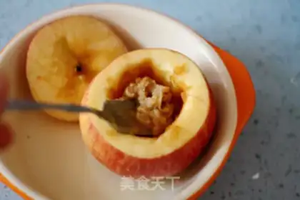 Make Maple Cinnamon Taffy baked apples step 2