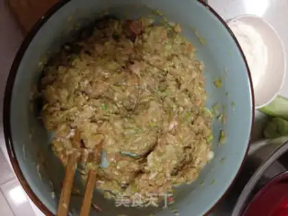 Make Pork dumplings step 2