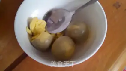 Make Strawberry cupcakes step 1