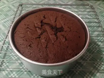 Make Chocolate Christmas cake step 15