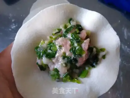 Make Celery pork dumplings step 8