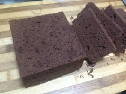 Make Chocolate Christmas cake step 17