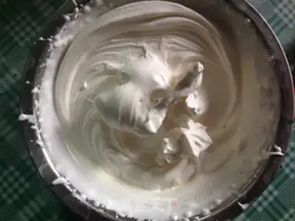 Make Chocolate Christmas cake step 19