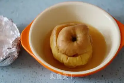 Make Maple Cinnamon Taffy baked apples step 7