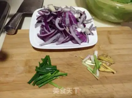 Make Onion fried liver step 0