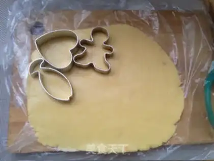 Make Chocolate decorated cookies step 7