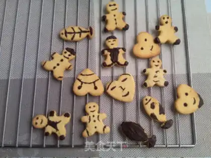 Make Chocolate decorated cookies step 11