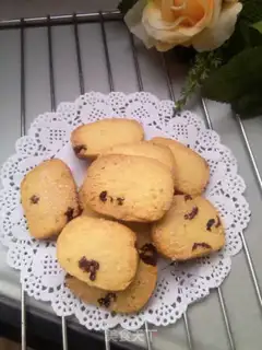 Make Chocolate decorated cookies step 12