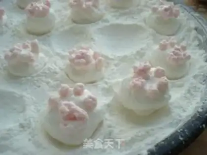 Make Cute cat claw marshmallows step 10