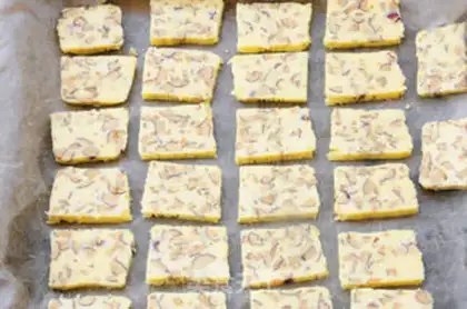 Make Butter date cookies step 5