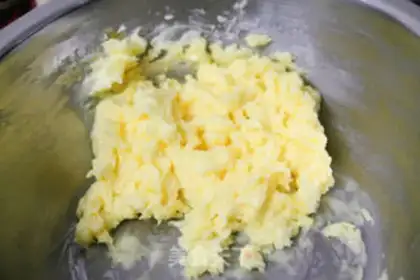 Make Christmas frosting cookies step 0