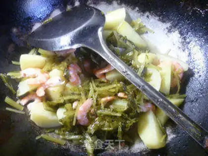 Make Shrimp snow and potatoes step 6