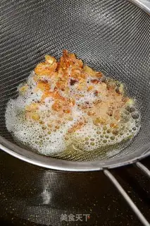 Make Onion noodles step 2