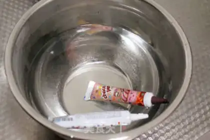 Make Chocolate snowcake step 10