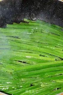 Make Onion noodles step 3