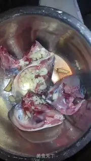 Make Onion tofu soup fish head soup step 2