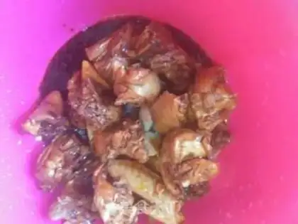 Make Chicken screech in the field step 4
