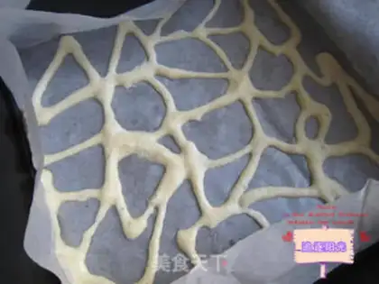 Make A giraffe cake roll step 5