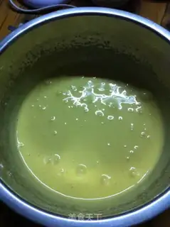 Make SpongeBob cake step 2
