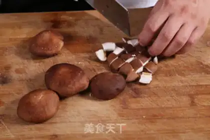 Make Mushroom sauce step 0