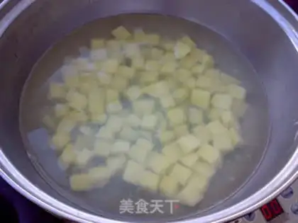 Make Potato shrimp salad step 2