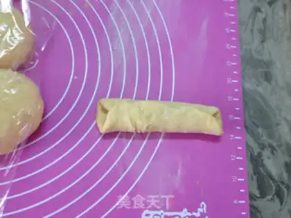 Make Pumpkin rolls step 6