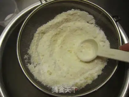 Make French dessert Macalon step 2