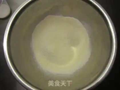 Make French dessert Macalon step 3