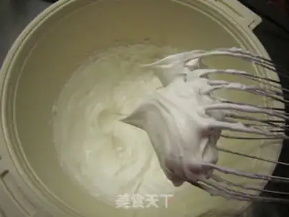 Make French dessert Macalon step 5