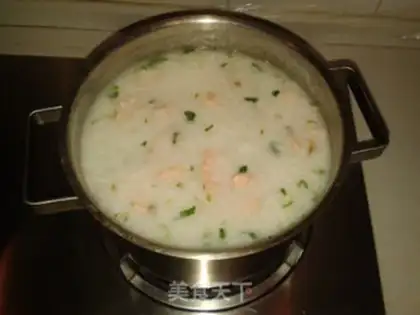 Make Seafood congee step 1