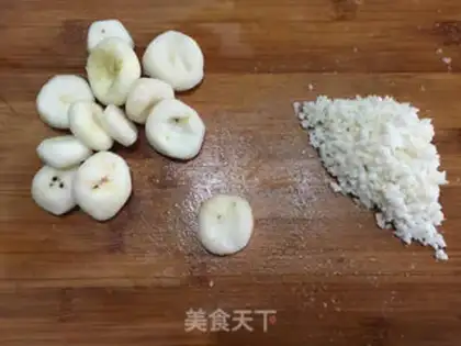 Make Steamed horseshoe meatballs step 0