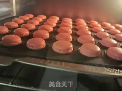 Make French dessert Macalon step 13
