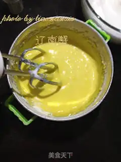 Make Rainbow Cake step 7