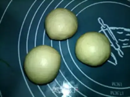 Make The purple melon bread step 6