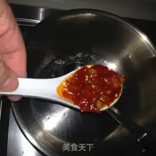 Make A pepper cutter, a golden needle mushroom step 2