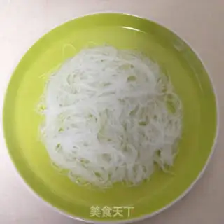 Make A pepper cutter, a golden needle mushroom step 5