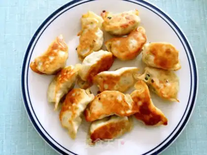 Make Pork dumplings step 5
